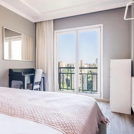 Апартаменты Chic 10 Min To Mall Of *